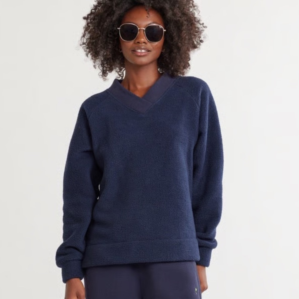 BOGO! Dudley Stephens V-Neck Fleece Pullover Sweater Navy Blue Medium